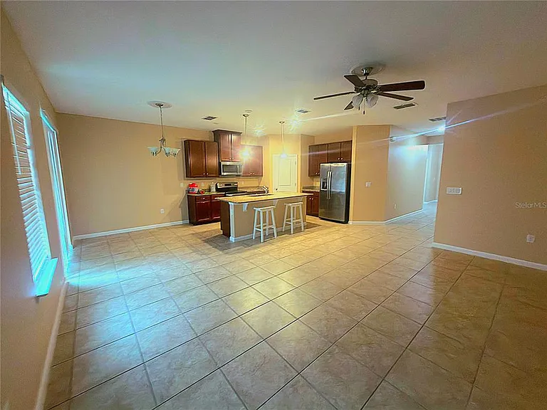 5583 Toulouse Ln — Photo 4