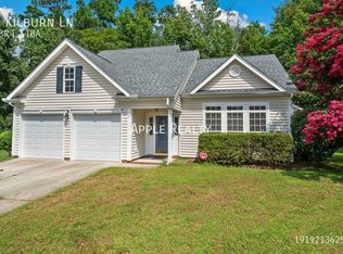 9 Kilburn Ln, Durham, NC 27704