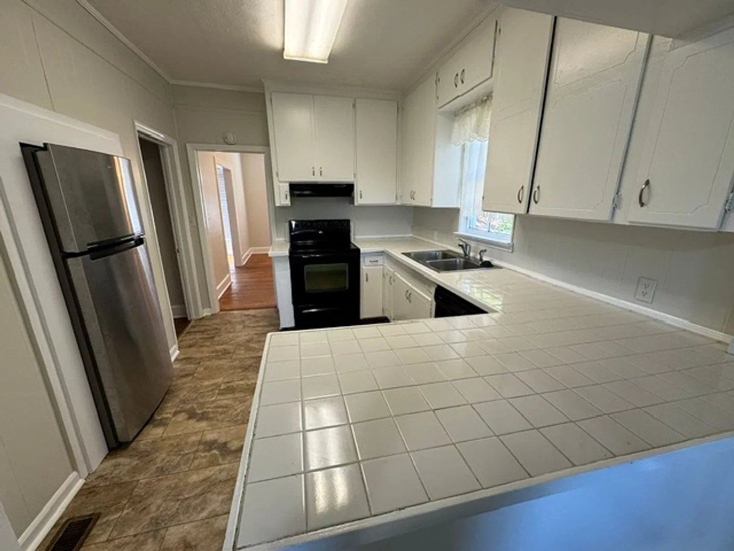 306 E Mclendon Circle — Photo 4