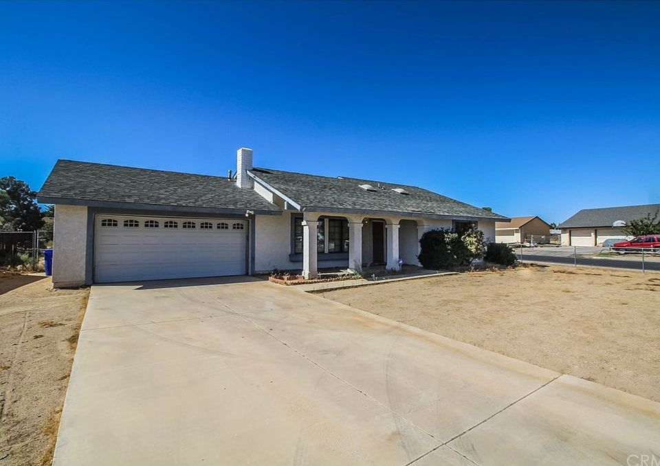 1st image of 12742 Banyon Tree Ln