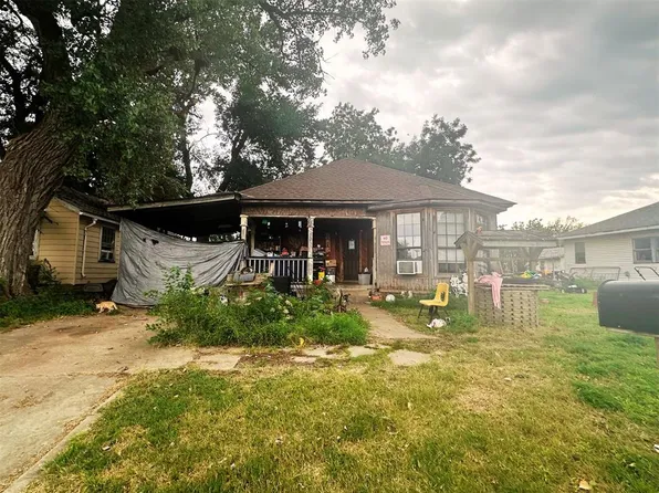 1013 W College Ave, Blackwell, OK 74631