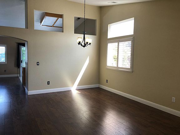 2nd image of 5024 Countryridge Ln
