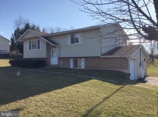 435 Saint Johns Rd, Littlestown, PA 17340