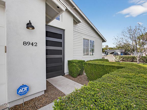 4th image of 8942 N 15TH Lane
