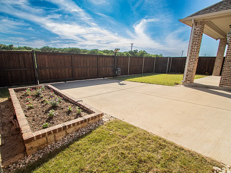 12709 Royal Oaks Ln — Photo 29
