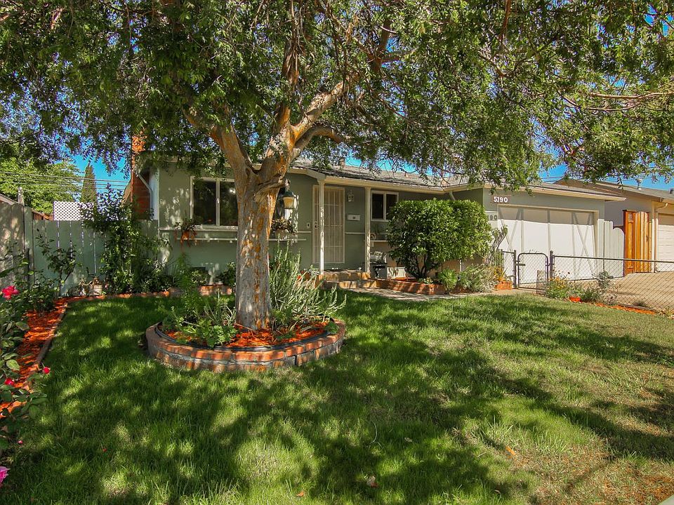 1st image of 5190 Amelia Dr