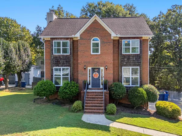 104 Deer Run Dr, Alabaster, AL 35007