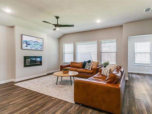 4th image of 10661 Tonkala Dr