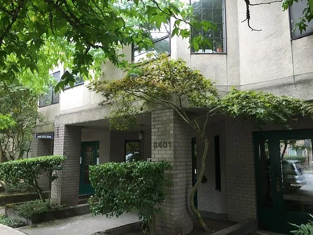 8401 5th Ave NE — Photo 9