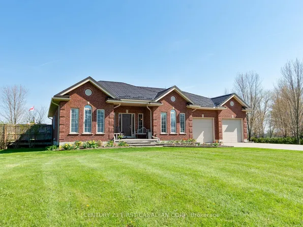 653 Peter St, Strathroy Caradoc, ON N0L 1T0