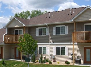1160 Sterling Ln N, Maplewood, MN 55119