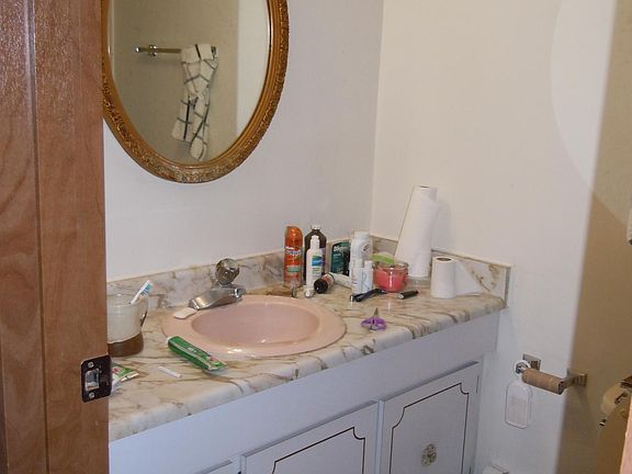 3rd image of 1232 Mount Hope Ave Unit 2
