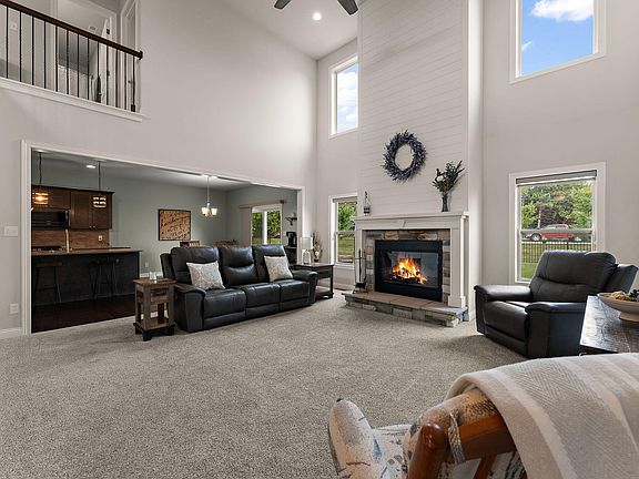 5th image of 5620 Huron Dr