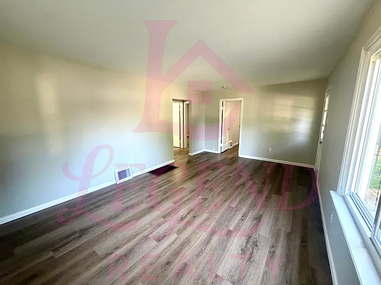 10869 Pear Tree Ln — Photo 12