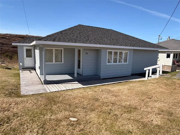 74 Regional Street, Port Aux Basques, NL A0M1C0