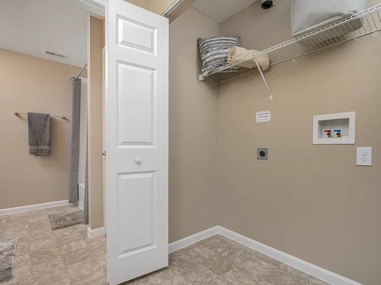 Bedford Place Apartments — Photo 21
