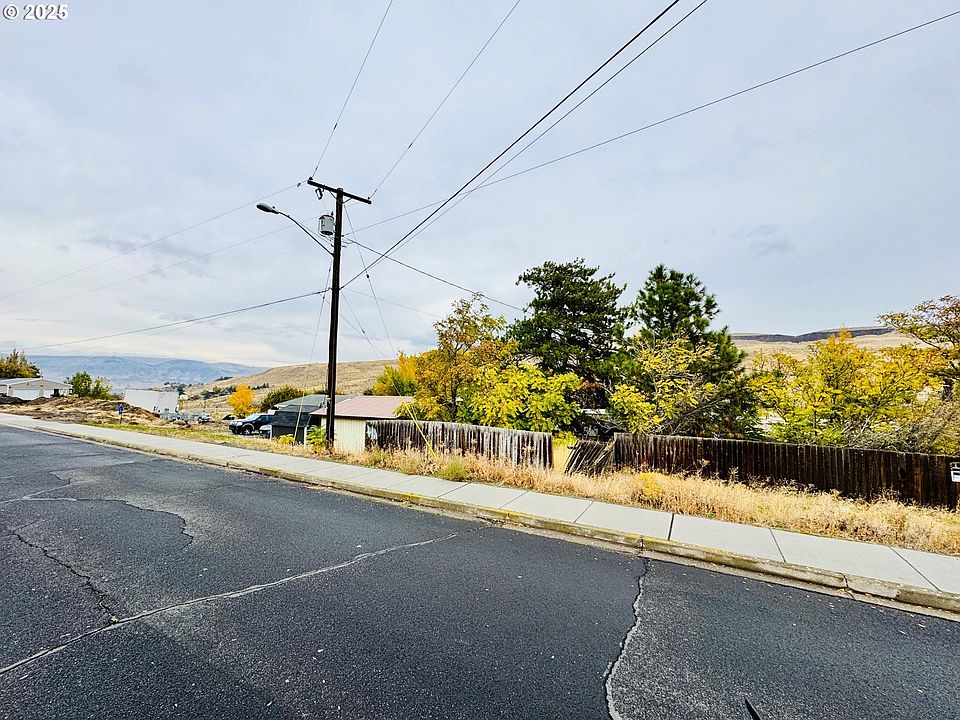 1st image of 440 Shane Dr