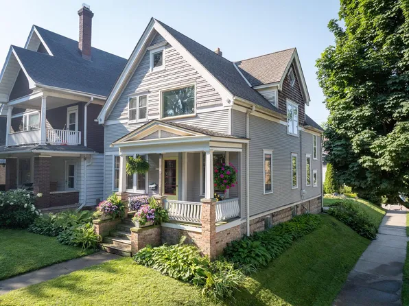 3043 South Superior STREET, Milwaukee, WI 53207