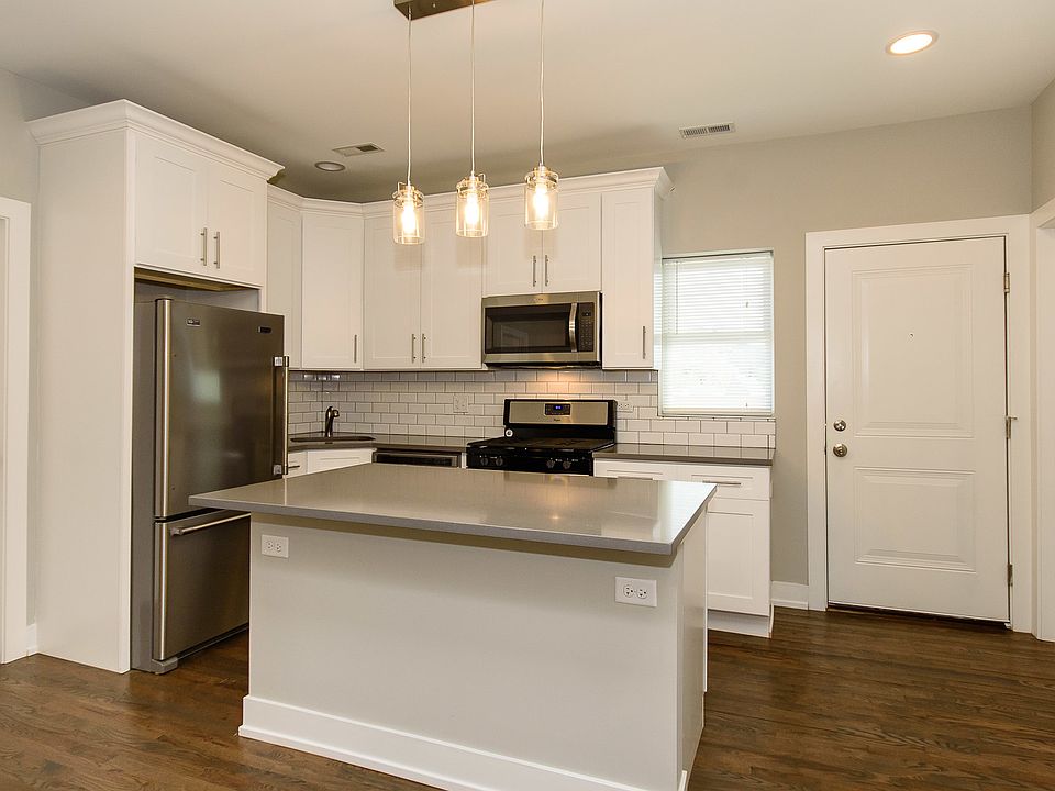 1st image of 4753 N Leavitt St #2
