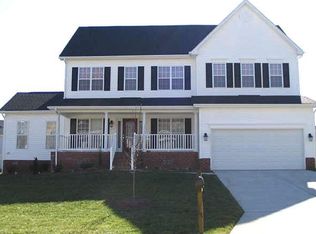 5010 Weatherstone Dr, Greensboro, NC 27406