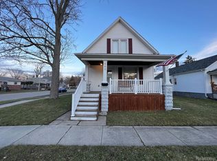 502 16th St, Port Huron, MI 48060