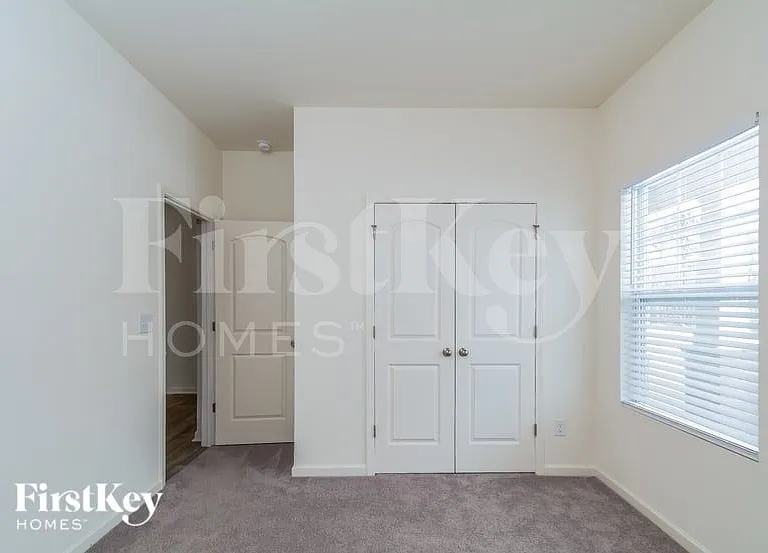 804 Atlantis St — Photo 10