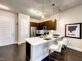1331 Augusta Dr, Houston, TX 77057
