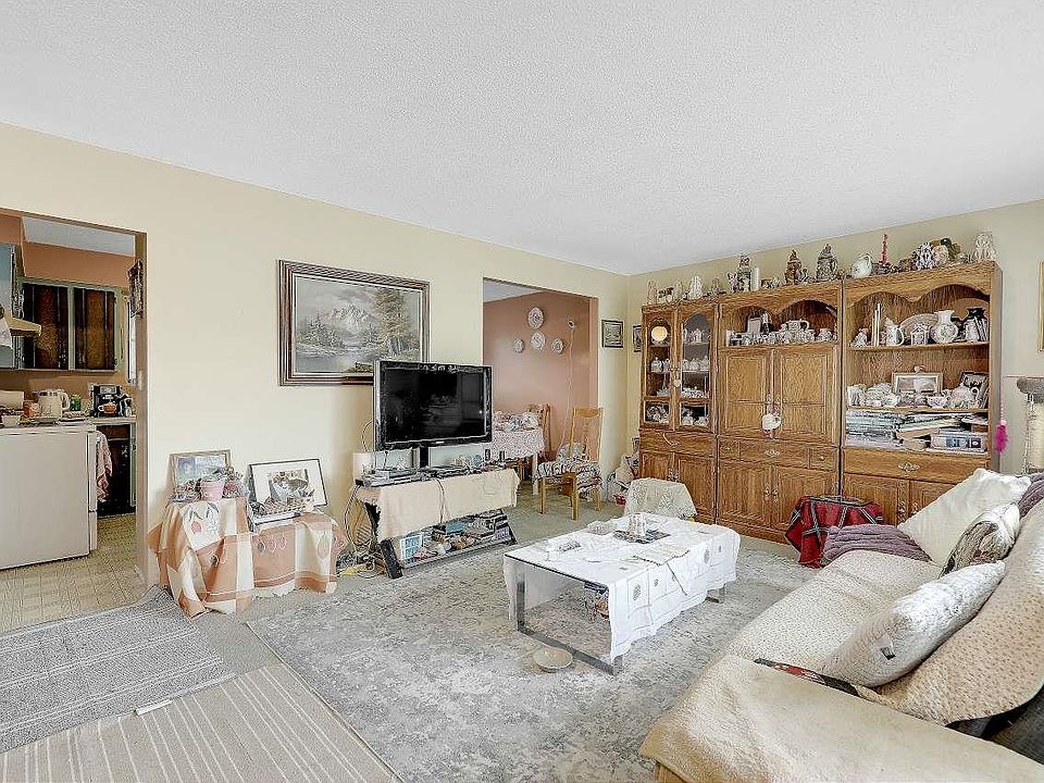 1st image of 9002 Ben Nevis Cres