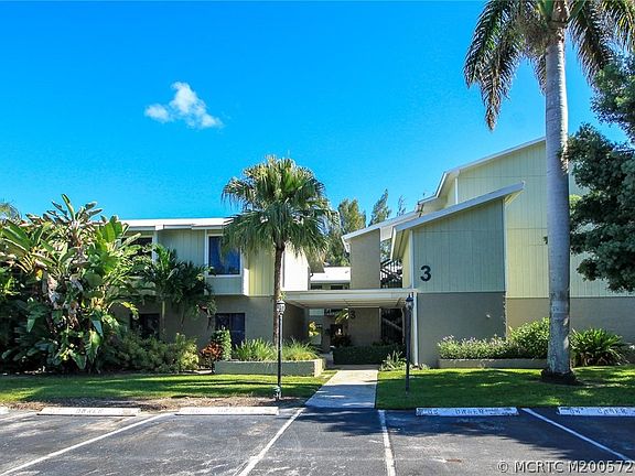 2nd image of 800 NW Fork Rd APT 3-12