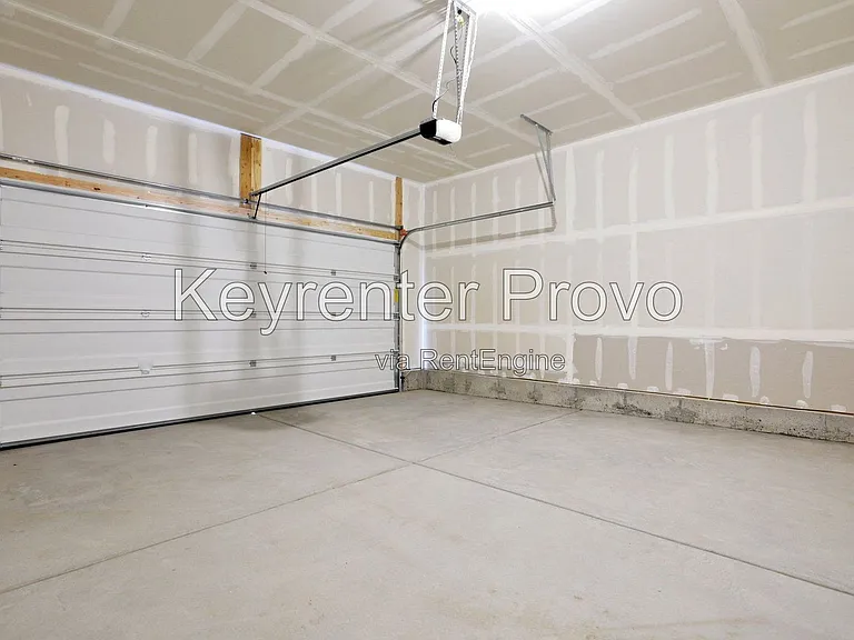 2568 N 3670 W — Photo 25