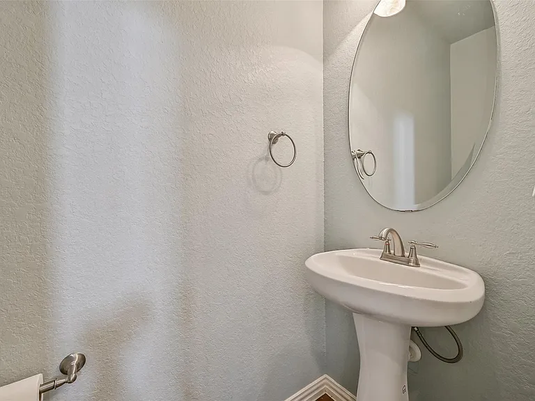 4511 Apple Point Ln — Photo 19
