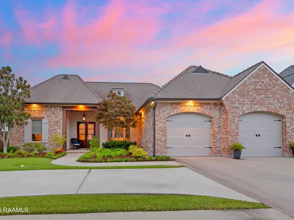 703 Ember Grove Xing, Lafayette, LA 70508