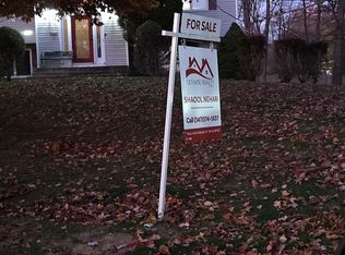 8 Algonquin Cir, Airmont, NY 10952