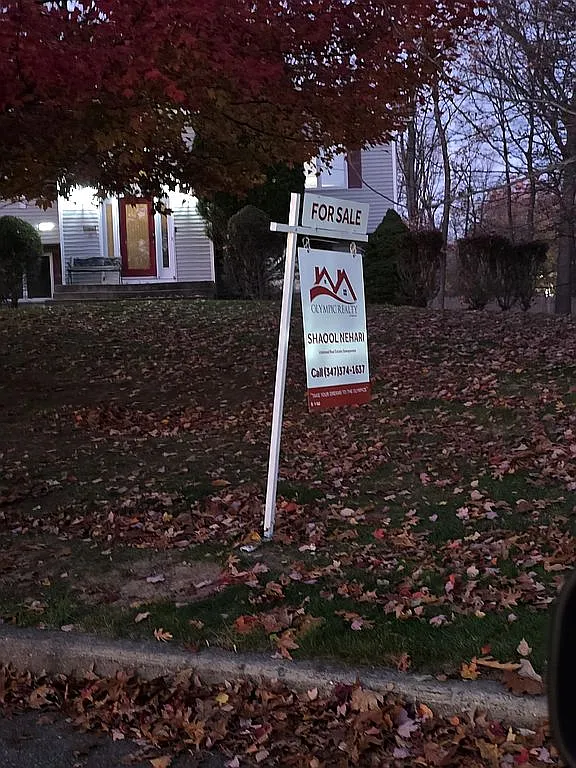 8 Algonquin Cir photo 1