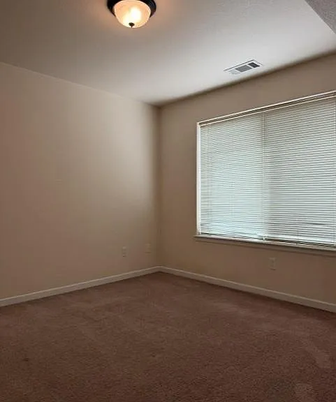 432 Pine St — Photo 6
