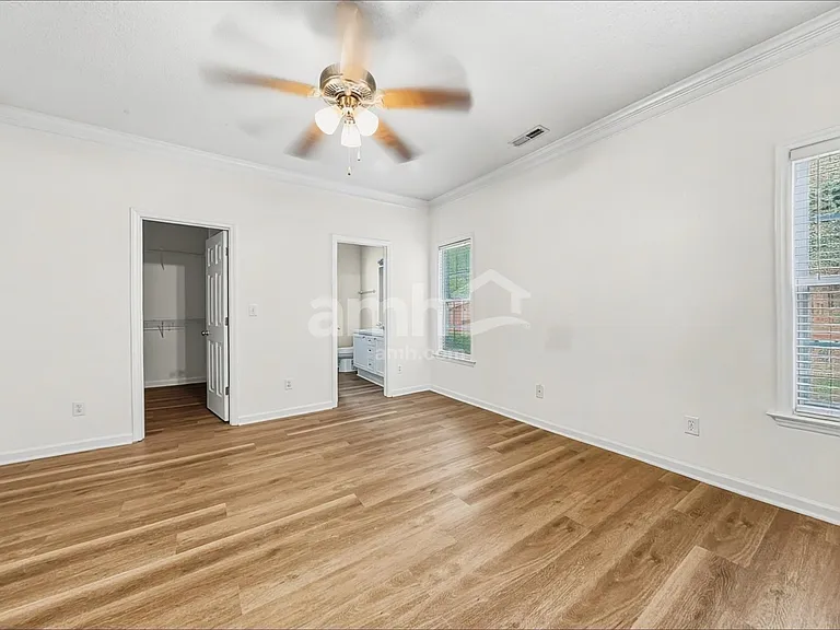 5320 Sahalee Way — Photo 8