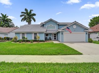 1711 W Oak Knoll Circle, Davie, FL 33324