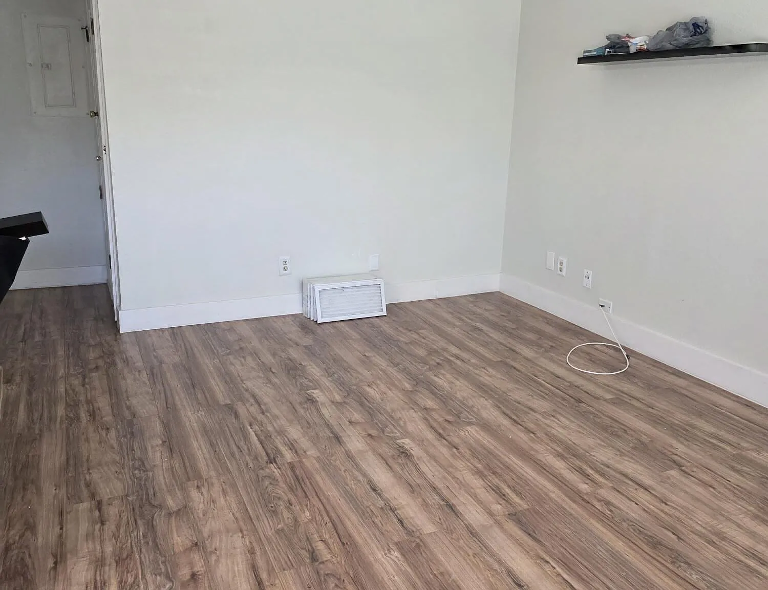 1 bed, 1.0 bath, 704 sqft, $910 — Photo 3