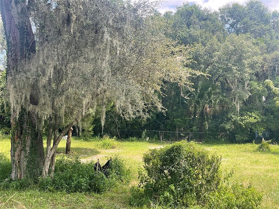 1st image of 200 S MASSACHUSETTS AVE LOT 0075