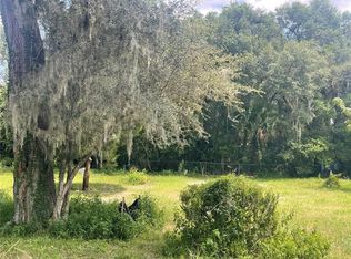200 S Massachusetts Ave #75, Deland, FL 32724