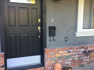 104 Gladys Ave, Mountain View, CA 94043