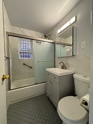 Rented by Dwelling Homes | media 9