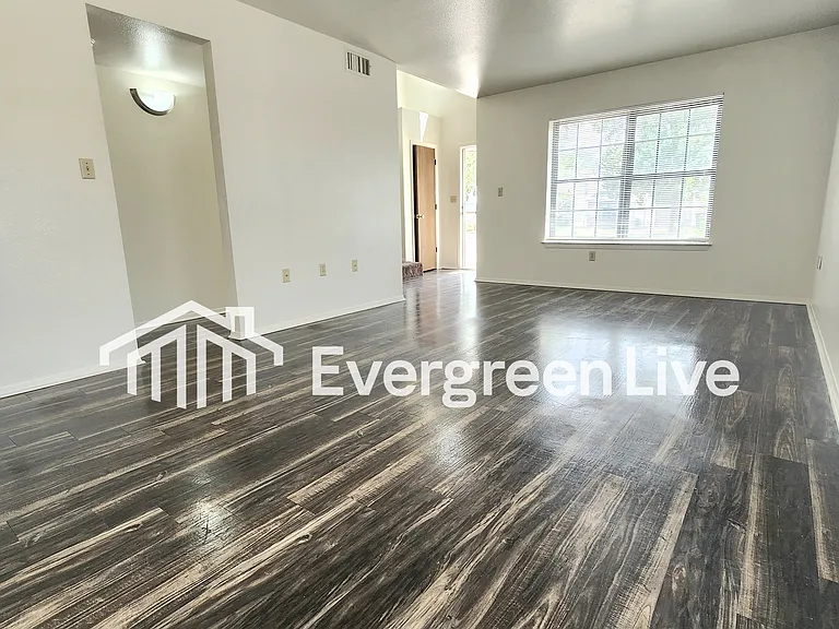132 Hound Ct — Photo 4