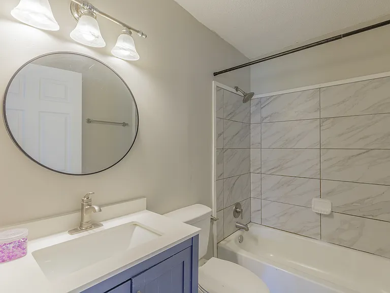117 Biscayne Blvd — Photo 13