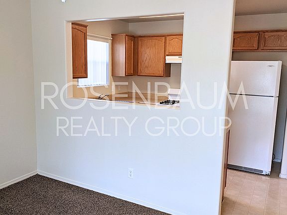 3rd image of 9476 E Lakeshore Dr #1