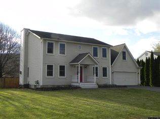 100 Ulrich Dr, Rotterdam Junction, NY 12150