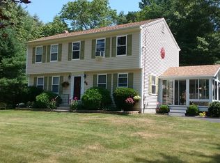 44 Crestwood Ln, Charlestown, RI 02813