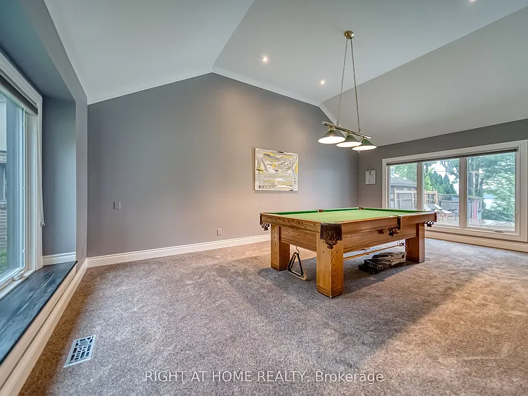 44 Royal Henley Blvd — Photo 23