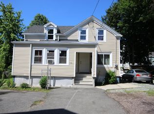 42 Cottage St, Lynn, MA 01905