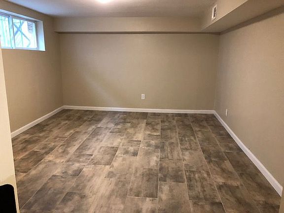 4th image of 67 Longdale St
